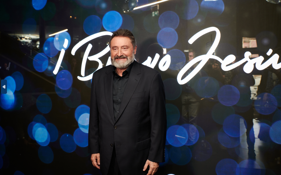 Universal Music y Tu espacio festejan junto a Jesús López